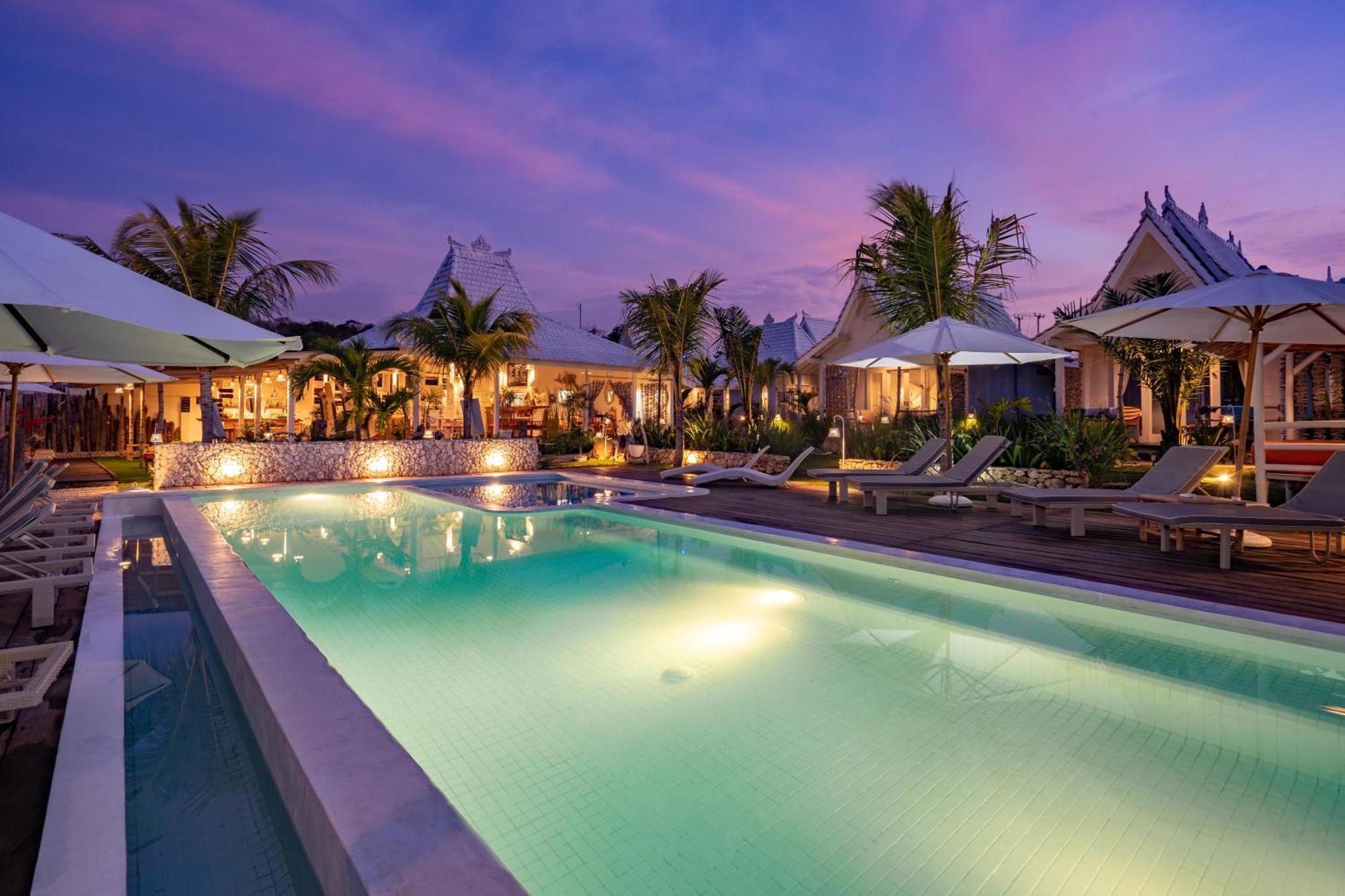 Paus Putih Hotel Nusa Lembongan  Ngoại thất bức ảnh