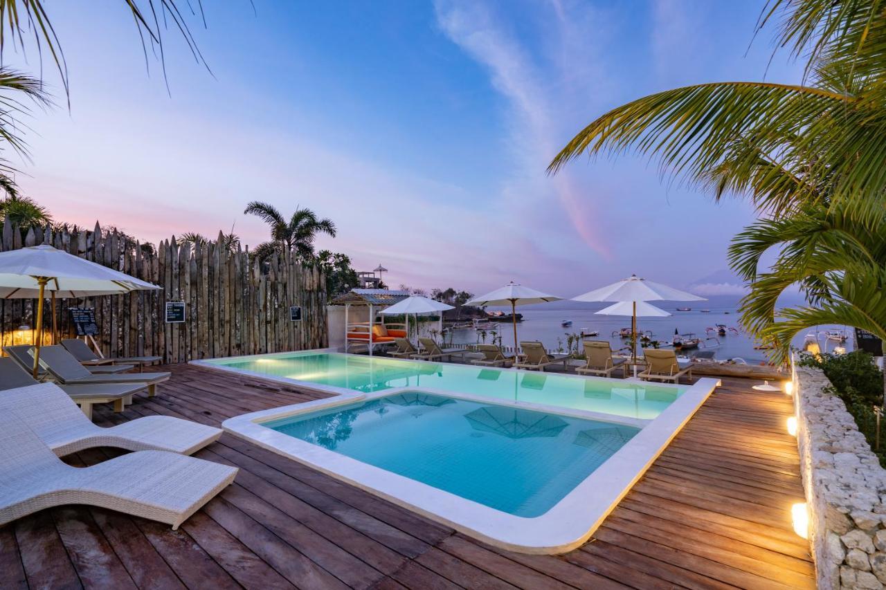 Paus Putih Hotel Nusa Lembongan  Ngoại thất bức ảnh